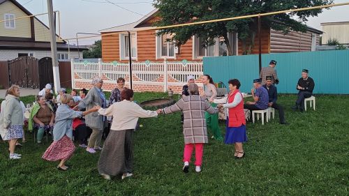 Күктәк-Мирсәет авылында борынгы кичке уеннар традициясен яңарттылар