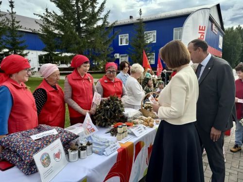Альфию Когогину растрогали детские письма и талисманы тукаевских волонтеров