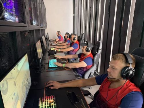 Ветераны СВО Тукаевского района приняли участие в Кубке Раиса по фиджитал-спорту в Казани