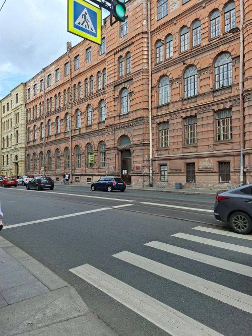 Санкт-Петербургта сәяхәт: шәһәрнең иң матур урыннарын барладык
