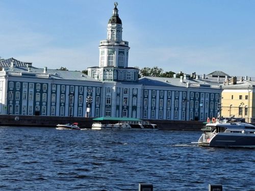 Санкт-Петербургта сәяхәт: шәһәрнең иң матур урыннарын барладык