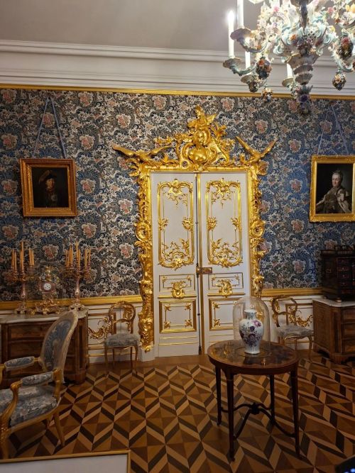 Санкт-Петербургта сәяхәт: шәһәрнең иң матур урыннарын барладык
