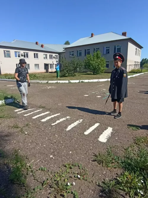 Калмиядә Светофор көнен уен аша билгеләп үттеләр