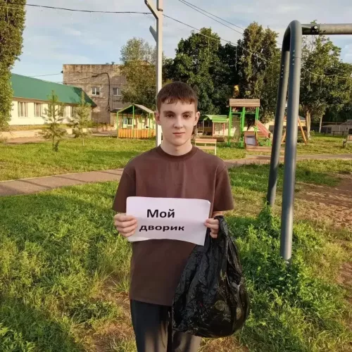 Бәтке мәктәбе укучылары хезмәт десанты уздырды