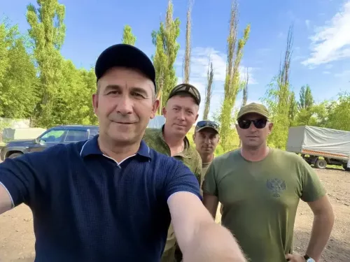 Делегация Тукаевского района во главе с Камилем Назмиевым доставила гумпомощь в зону СВО