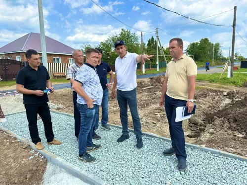 Глава Тукаевского района Камиль Назмиев проинспектировал готовность ключевых соцобъектов