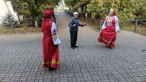 Почти половина избирателей Князевского сельского поселения уже проголосовала под песни и пляски