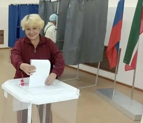 Почти половина избирателей Князевского сельского поселения уже проголосовала под песни и пляски