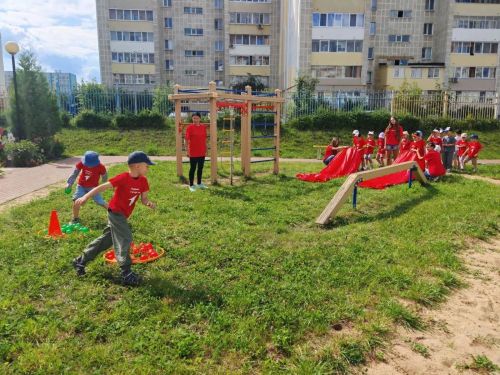 В детском саду «Звездочки» прошли совместные соревнования со школьниками