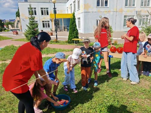 В детском саду «Звездочки» прошли совместные соревнования со школьниками