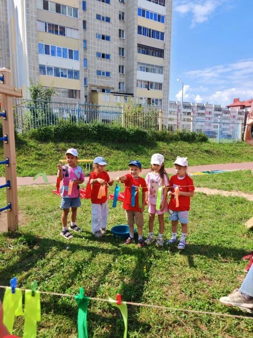 В детском саду «Звездочки» прошли совместные соревнования со школьниками