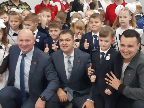 Поздравили "Орлят"