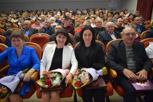 Авыл хуҗалыгы һәм эшкәртү сәнәгате хезмәткәрләре көне