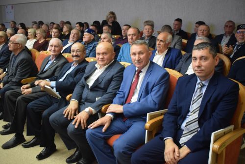 Авыл хуҗалыгы һәм эшкәртү сәнәгате хезмәткәрләре көне