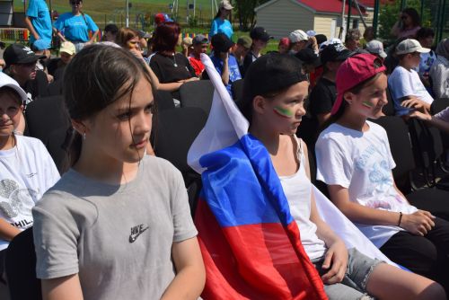 «Балкыш» лагерында Россия көне уңаеннан якты бәйрәм узды