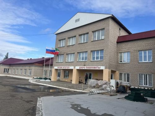 В Тукаевском районе проинспектировали ход капитального ремонта школ