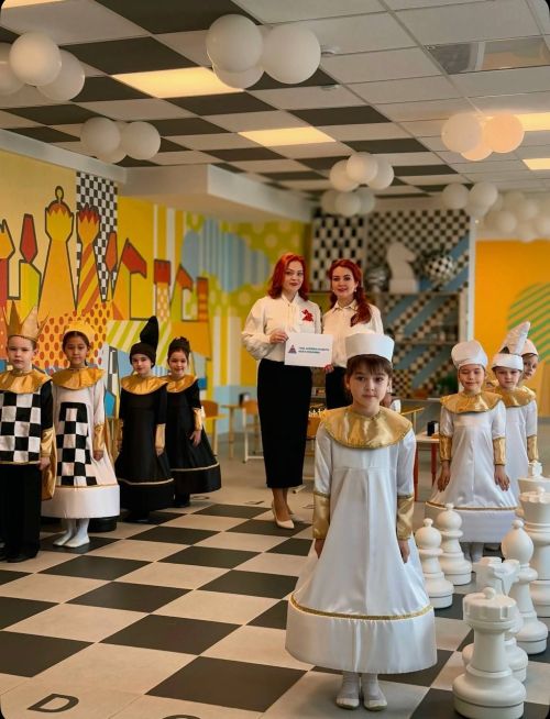 Фоторепортаж: В Тукаевском районе стартовал двухдневный шахматно-шашечный турнир среди дошкольников
