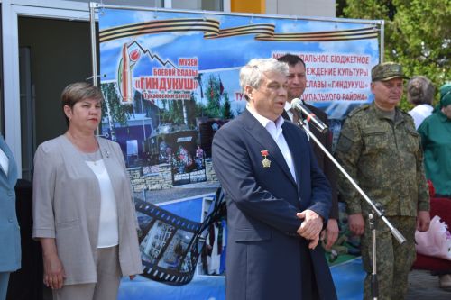 Айбулат Якуповка мемориаль такта ачуга багышланган митинг