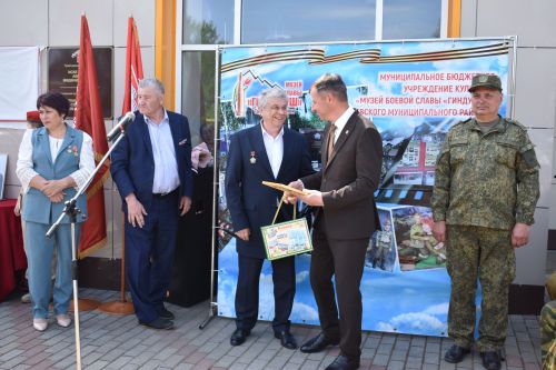Айбулат Якуповка мемориаль такта ачуга багышланган митинг
