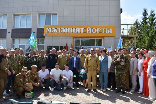 Айбулат Якуповка мемориаль такта ачуга багышланган митинг