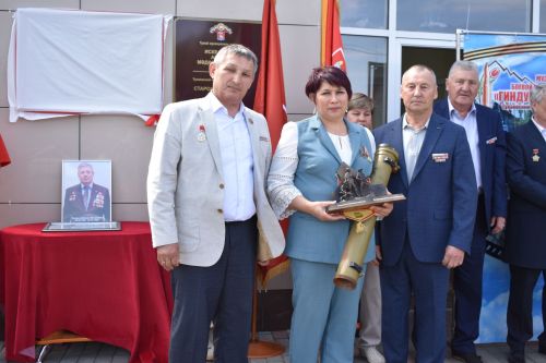 Айбулат Якуповка мемориаль такта ачуга багышланган митинг