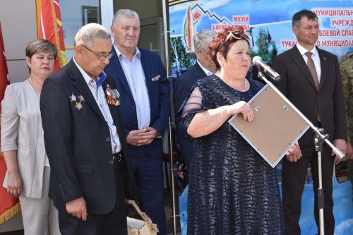 Айбулат Якуповка мемориаль такта ачуга багышланган митинг