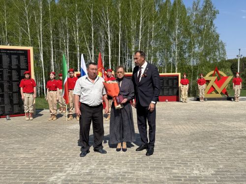 Яңа поселогында Бөек Җиңүнең 81 еллыгын бәйрәм иттеләр