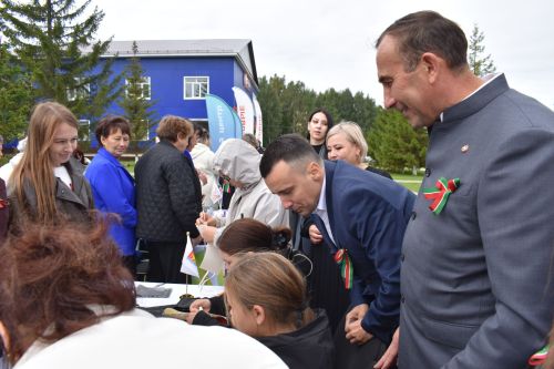 В поселке Новый встретили День Республики
