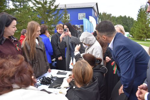 В поселке Новый встретили День Республики
