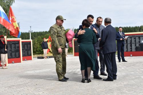 В поселке Новый встретили День Республики