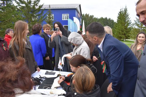 В поселке Новый встретили День Республики