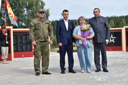 В поселке Новый встретили День Республики