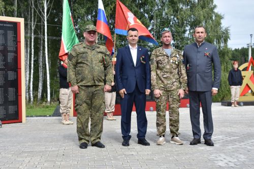 В поселке Новый встретили День Республики