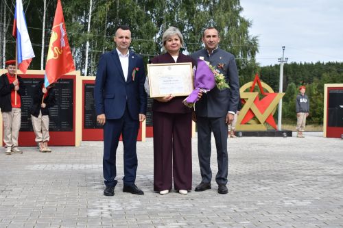 В поселке Новый встретили День Республики