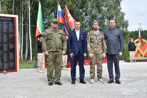 В поселке Новый встретили День Республики