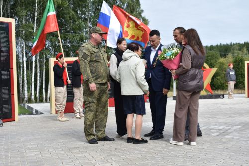 В поселке Новый встретили День Республики