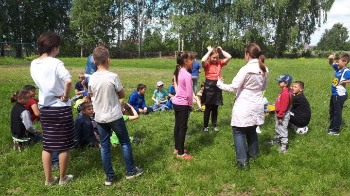 Специалисты «КЦСОН «Шафкатъ» посетили пришкольный лагерь «Забава» в с. Шильнебаш