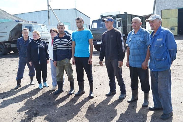 Побывали у тружеников&nbsp;крестьянско-фермерского&nbsp;хозяйства «Харматуллин»