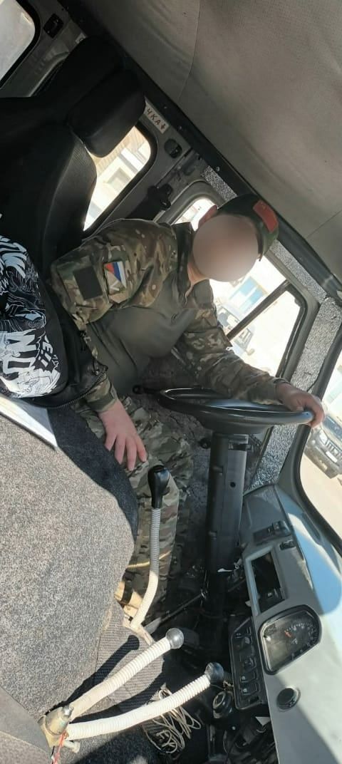 Тукай районы башлыгы Фаил Камаев  махсус хәрби операция зонасында хезмәт итүче егетләребезгә УАЗ автомобиле ачкычын тапшырды