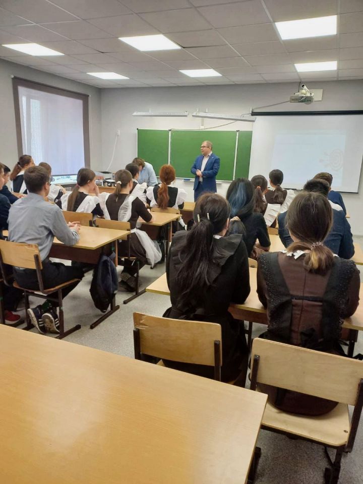 19 апреля прошёл открытый урок для обучающихся 9-11 классов в МБОУ «Князевская СОШ с Углубленным Изучением Отдельных Предметов»