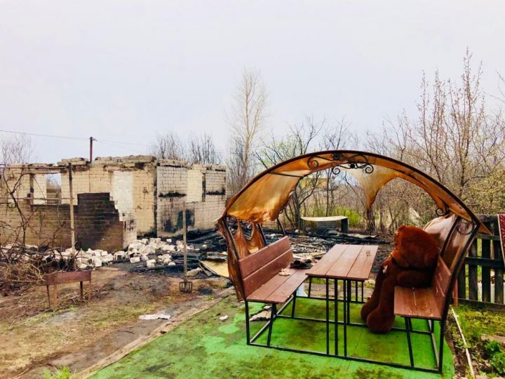 Двое молодых людей погибли сегодня, 26 апреля, при пожаре в СНТ «Турбина» расположенном в Шильнебаском сельском поселении вблизи деревни Тогаево