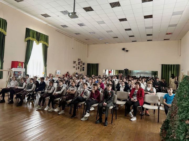 В Круглопольском МФЦ «Юность» прошел показ документального фильма «Сталинград», о событиях тех дней