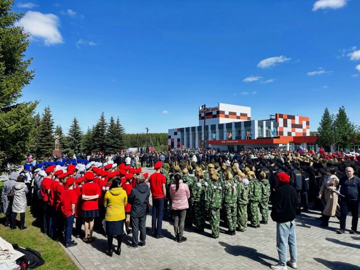 В поселке Новый состоялся районный торжественный митинг, посвященный 78-ой годовщине со Дня Победы советских войск над фашистской Германией