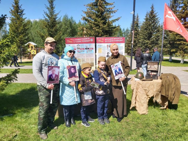 Сотрудники музея боевой славы «Гиндукуш»  подготовили гостям и жителям района выставку «С нами память! С нами Победа!»
