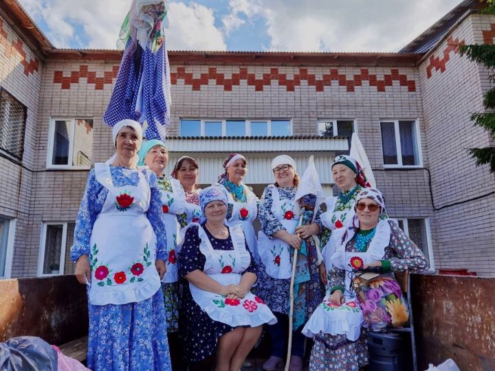 В Семекеевском СДК провели сбор подарков к Сабантую