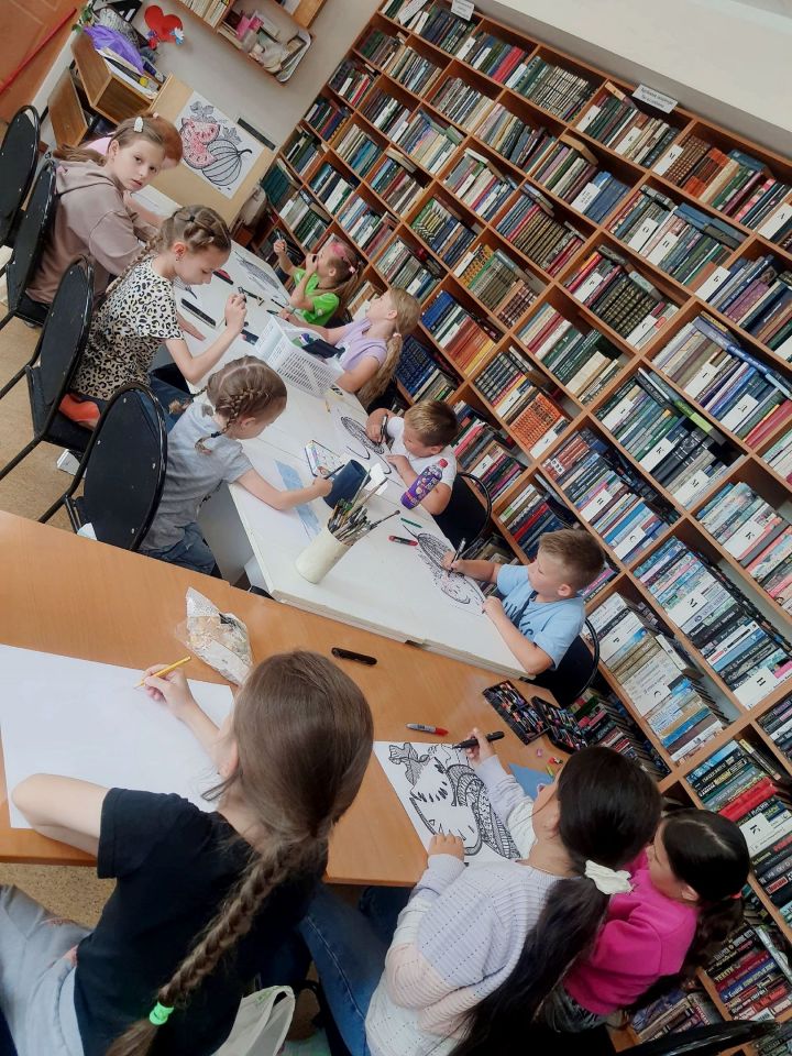 Библиоостров «Юные открыватели» провели мероприятия на тему «Арбузы»