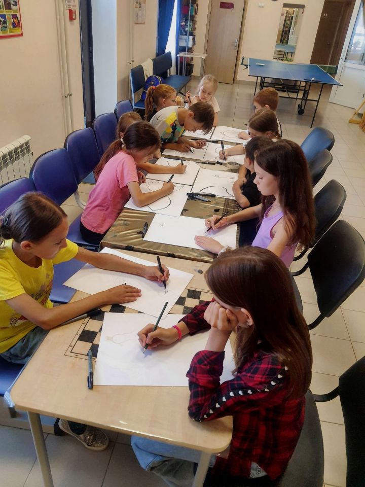 В Ильбухтинской библиотеке прошёл творческий семинар «Читай@Рисуй»
