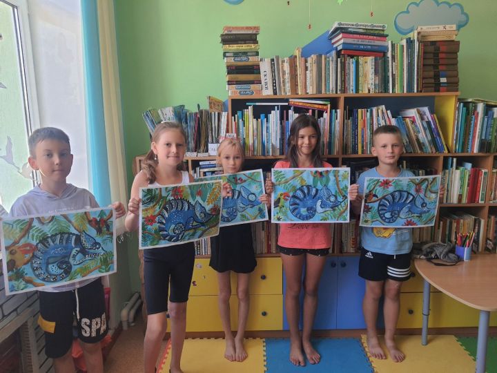 Библиоостров «Юные открыватели» провели творческий семинар «Читай@Рисуй»