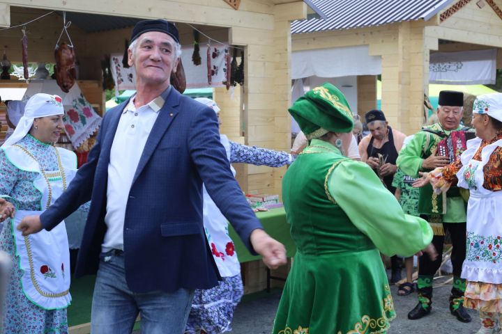 Татарский праздник в сибирском городе