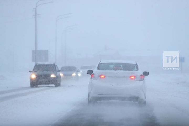 Введено временное ограничение движения автобусов и грузовиков в Татарстане из-за погодных условий